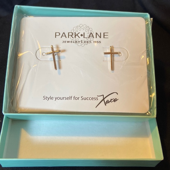 New silver plated Park Lane cross pierced earrings - Picture 1 of 5